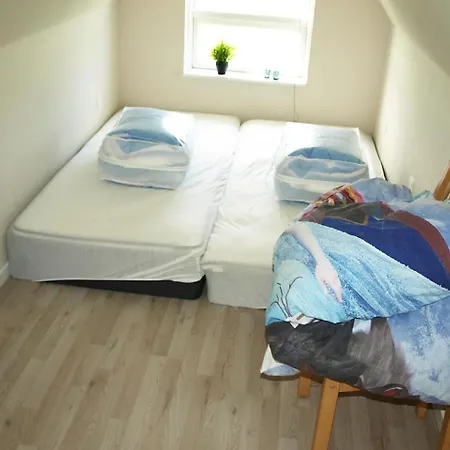 Amazing In Rudkobing With 5 Bedrooms And Wifi Spodsbjerg